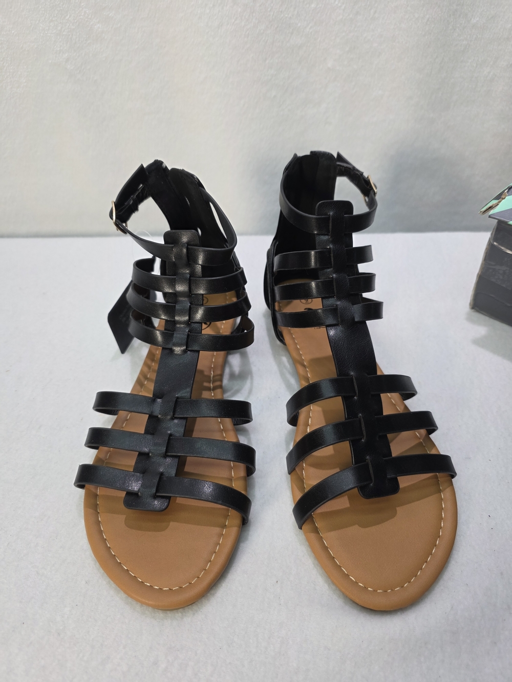 Trary Black Strappy Women's Gladiator Sandals NEW - Picture 4 of 10